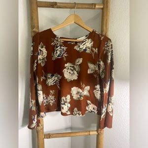 ASTR THE LABEL FLORAL BLOUSE